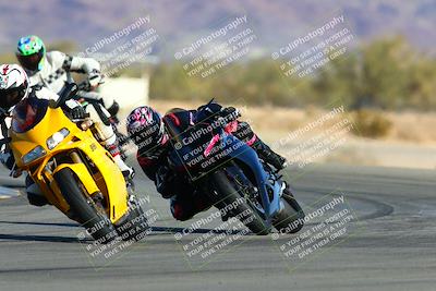 media/Jan-09-2022-SoCal Trackdays (Sun) [[2b1fec8404]]/Turn 14 (10am)/